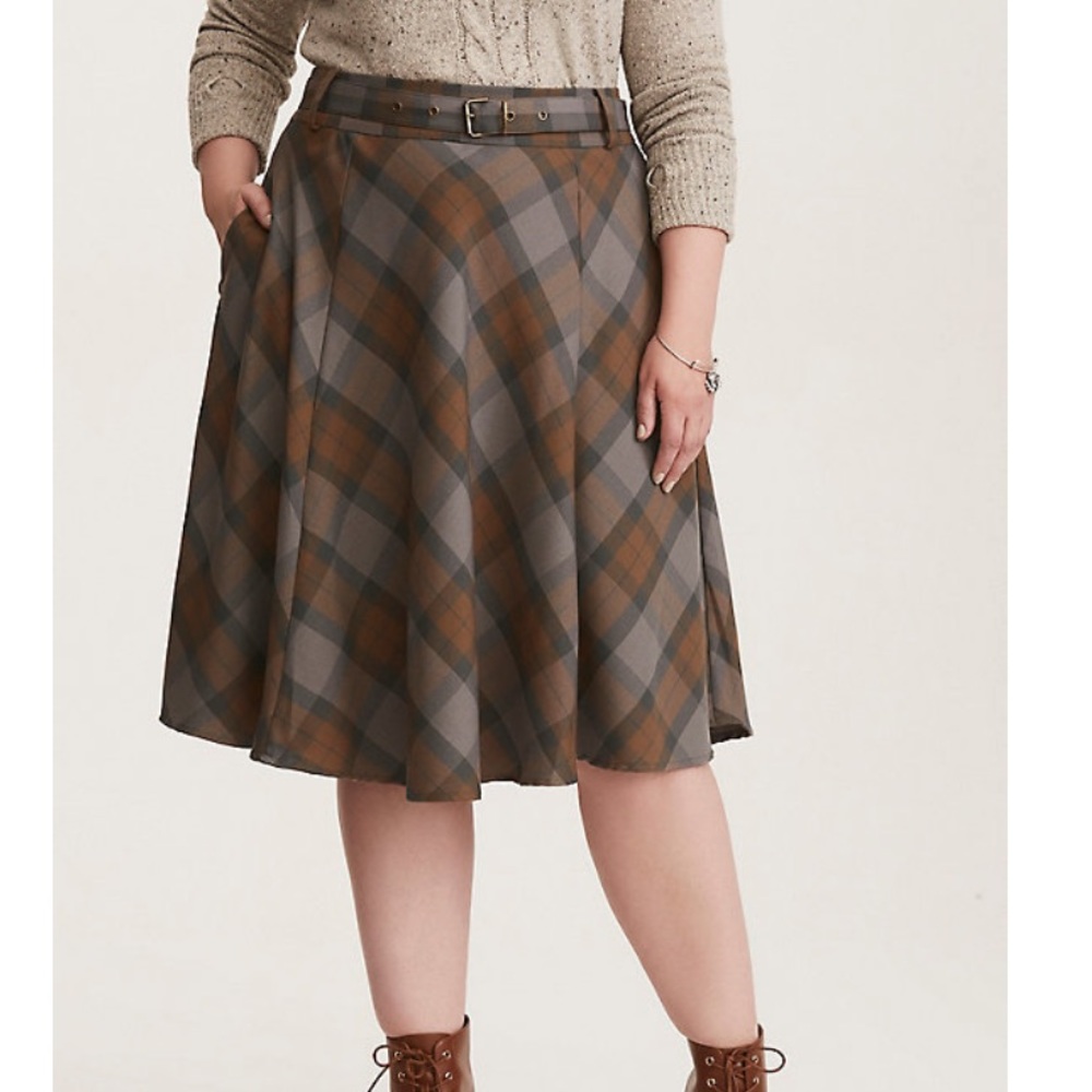 Torrid Outlander Skirt Size 22